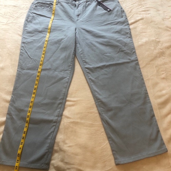 NWT Gloria Vanderbilt slimming Jean classic rise - Picture 5 of 7